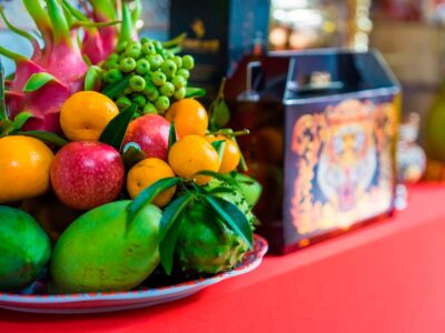 TOP 7+ loại hoa quả đặt lên bàn thờ Thần Tài mang lại nhiều tài lộc
